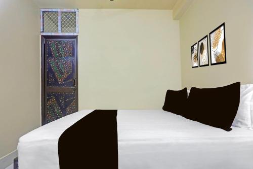Gallery image of SPOT ON Classic Guest House in Patna