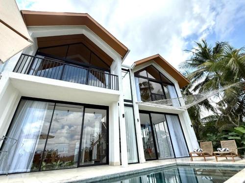 Πισίνα στο ή κοντά στο Ubud Dzen Villa 9