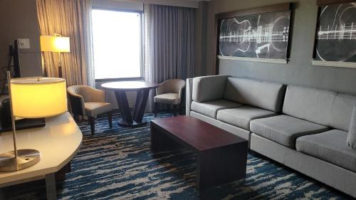 Un lugar para sentarse en Memphis Vitality Hotel
