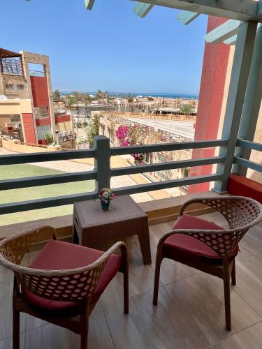 Hurghada Luxury 1BR on Al Mamsha and 2 minutes to the sea with access Al-Hambra