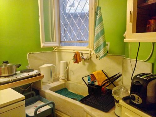 Creative & Colourful! 55sqm Apartment in Kypseli!