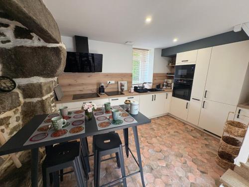 Ảnh trong thư viện ảnh của Le Rumorvan - Magnifique maison en pierre renovee ở Lanildut