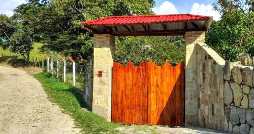 Φωτογραφία από το άλμπουμ του Cabaña Campestre Rancho Alegre σε Fusagasuga