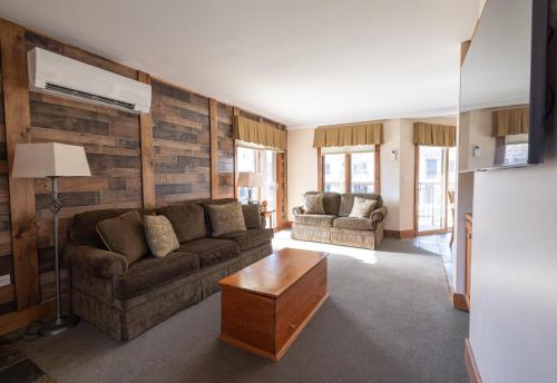 Posezení v ubytování Winwood Condominiums by Windham Mountain Club