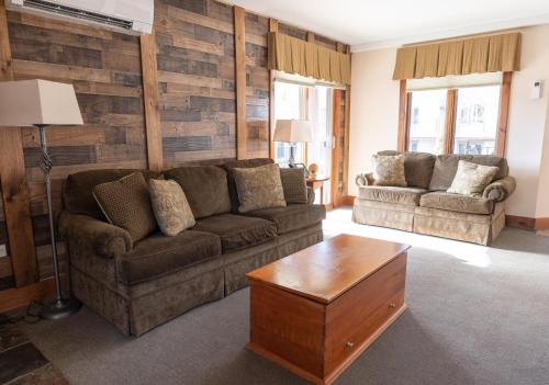 Posezení v ubytování Winwood Condominiums by Windham Mountain Club
