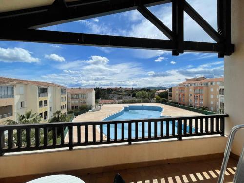 Charmant appartement 2 à 5personnes avec piscine à Fréjus