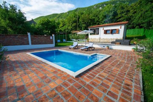 Family friendly house with a swimming pool Smrika, Kraljevica - 24407
