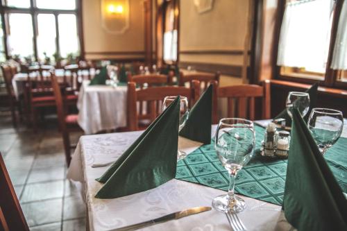 Restoran atau tempat lain untuk makan di Borostyánkert Étterem & Vendégház