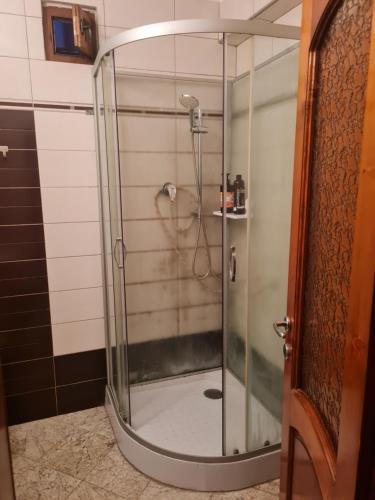 Koupelna v ubytování Matei apartament