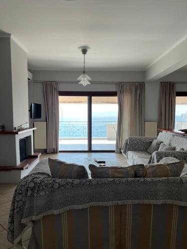 Όμορφο διαμέρισμα με εκπληκτική θέα