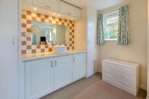 Vannituba majutusasutuses Cherry Tree Cottage