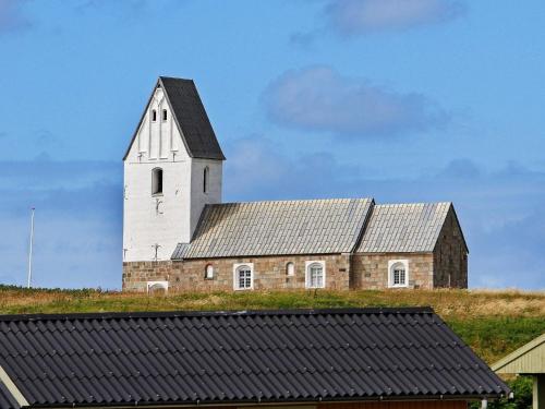 Budova, kde se prázdninový dům nachází