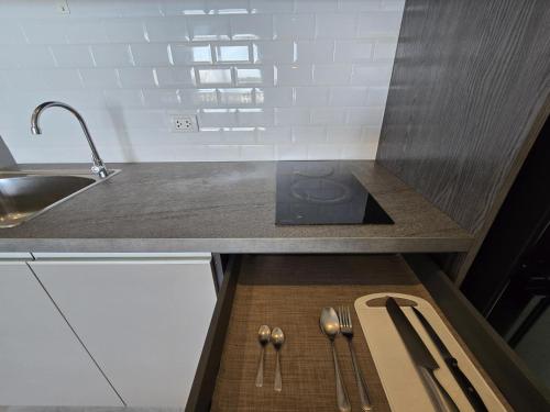 Køkken eller tekøkken på Urban Tide Studio T3 -626