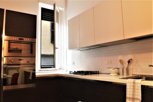 HomeLovers Two room Porta Venezia MM1