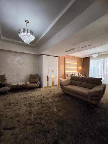 Гостиная зона в Saroy Gardens Hotel
