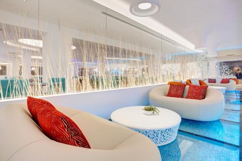 Гостиная зона в The Sea Hotel by Grupotel - Adults Only