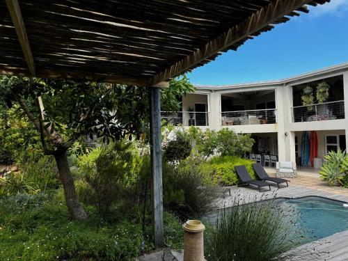 Κήπος έξω από το The Blu Plettenberg Bay