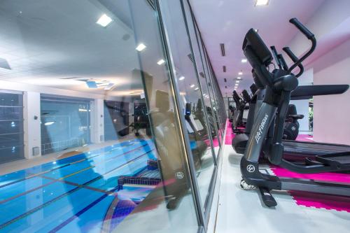 Palestra o centro fitness di Park Inn by Radisson Bucharest Hotel & Residence