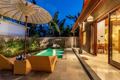 Kolam renang di atau dekat dengan Jatining Ubud Villa & Spa