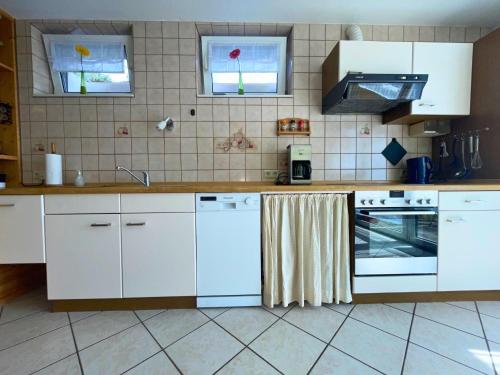 Η κουζίνα ή μικρή κουζίνα στο Ferienwohnung ehemaligen Schäferhof