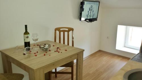 โทรทัศน์และ/หรือระบบความบันเทิงของ Studio Centar SP