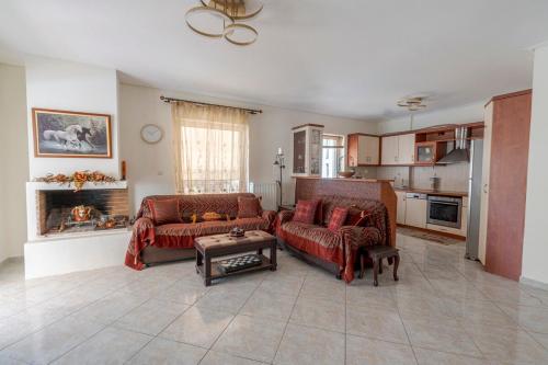 Comfortable Family Apartment,3 stops to Acropolis