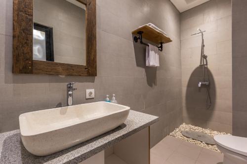 Et badeværelse på Nice Villa Berawa