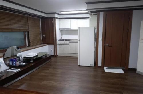 Gallery image of Mokpo Family Tourist Hotel in Mokpo