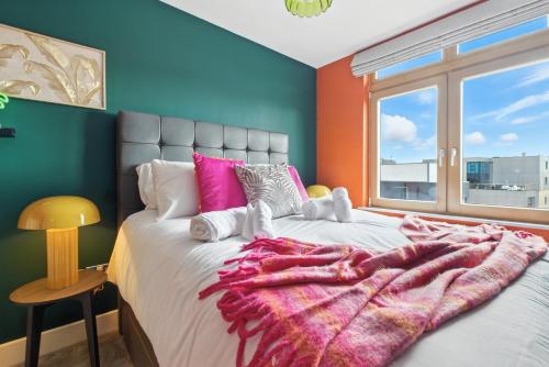 Penthouse Botanica- Wyndale Signature Stays photo 13