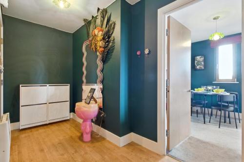 Penthouse Botanica- Wyndale Signature Stays photo 45