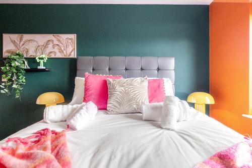 Penthouse Botanica- Wyndale Signature Stays photo 66