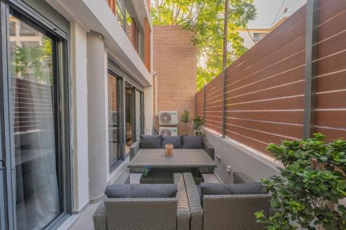 Garden of Eden Apartment quiet stay near Piraeus Port