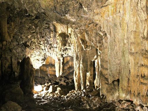a cave with icicles on the walls and rocks at Cottage in Pasalites near Mount Psiloritis in Pasalítai