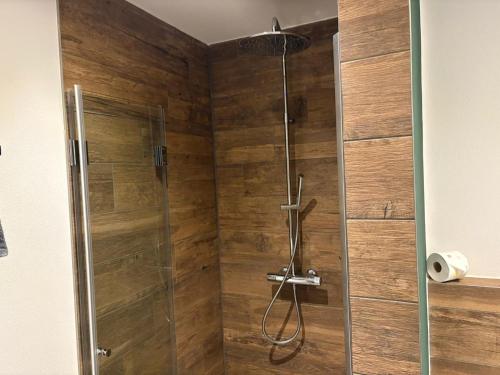 Ένα μπάνιο στο Bayerwaldapartment