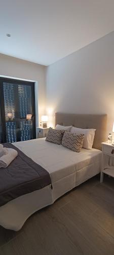 Skynest 61 Faro Airport Guest House