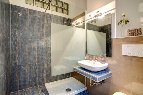 Vatican Rooms Cipro