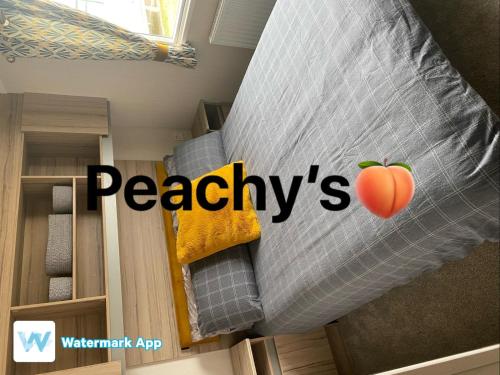 Φωτογραφία από το άλμπουμ του The Retreat Peach - Golden Sands σε Kinmel Bay