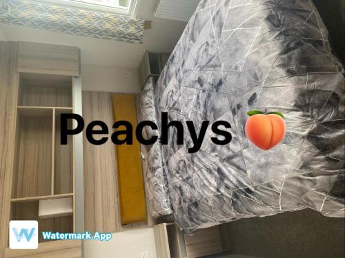 Φωτογραφία από το άλμπουμ του The Retreat Peach - Golden Sands σε Kinmel Bay