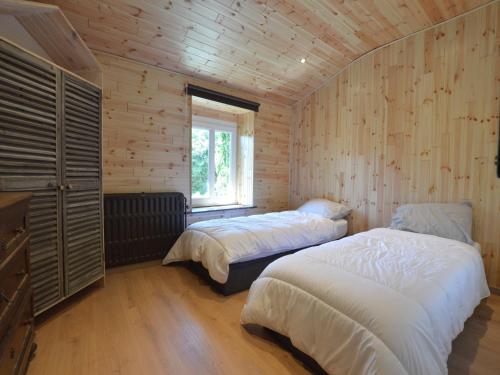 Postel nebo postele na pokoji v ubytování Charming Stay near Circuit Spa