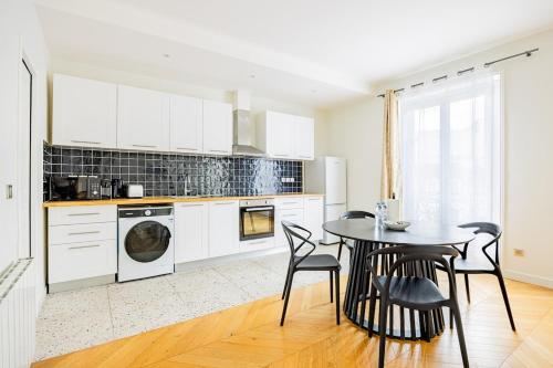 Apartment #2bedrooms #ArtsEtMétiers #République
