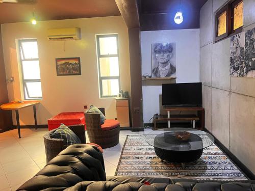 Gallery image of Thika- Industrious Glorious past in Gatunga