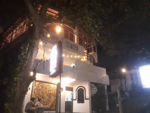 Το κτήριο όπου στεγάζεται  ο ξενώνας