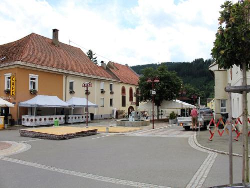 a street in a small town with a building at Chalet in Kalchberg near Klippitztörl Ski in Bad Sankt Leonhard im Lavanttal