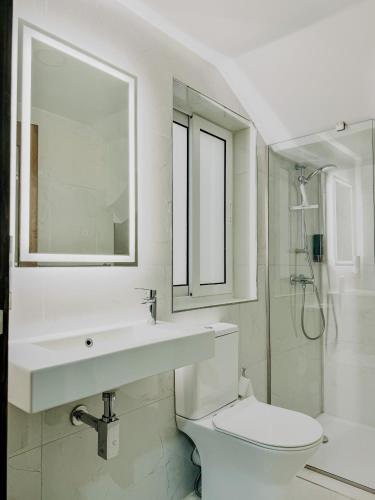 Un baño de Danny house
