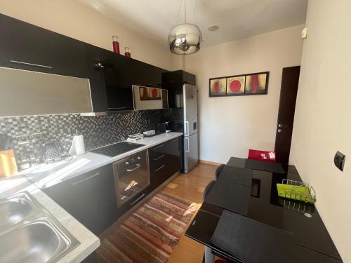 MARGARITAS' SUITES viktoria square