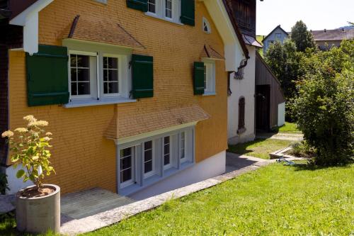 Wohnhaus Münzmühle in Appenzellにある庭