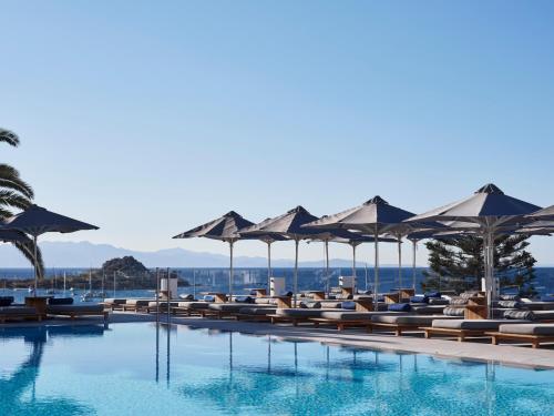 Bazén v ubytování Myconian Ambassador Relais & Chateaux nebo v jeho okolí