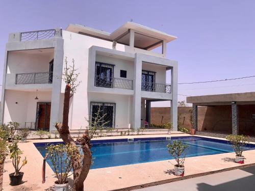 Villa Toguna - Située entre Saly et la Somone