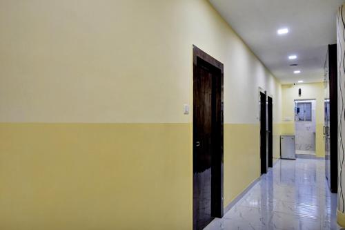 Gallery image of Collection O G.N Palace in Kolkata