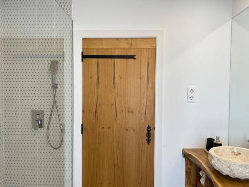 Bilik mandi di Paços de Douro - Chambre 7 et 8 Tranquillité & Élégance